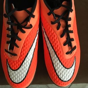 Nike phenom ic